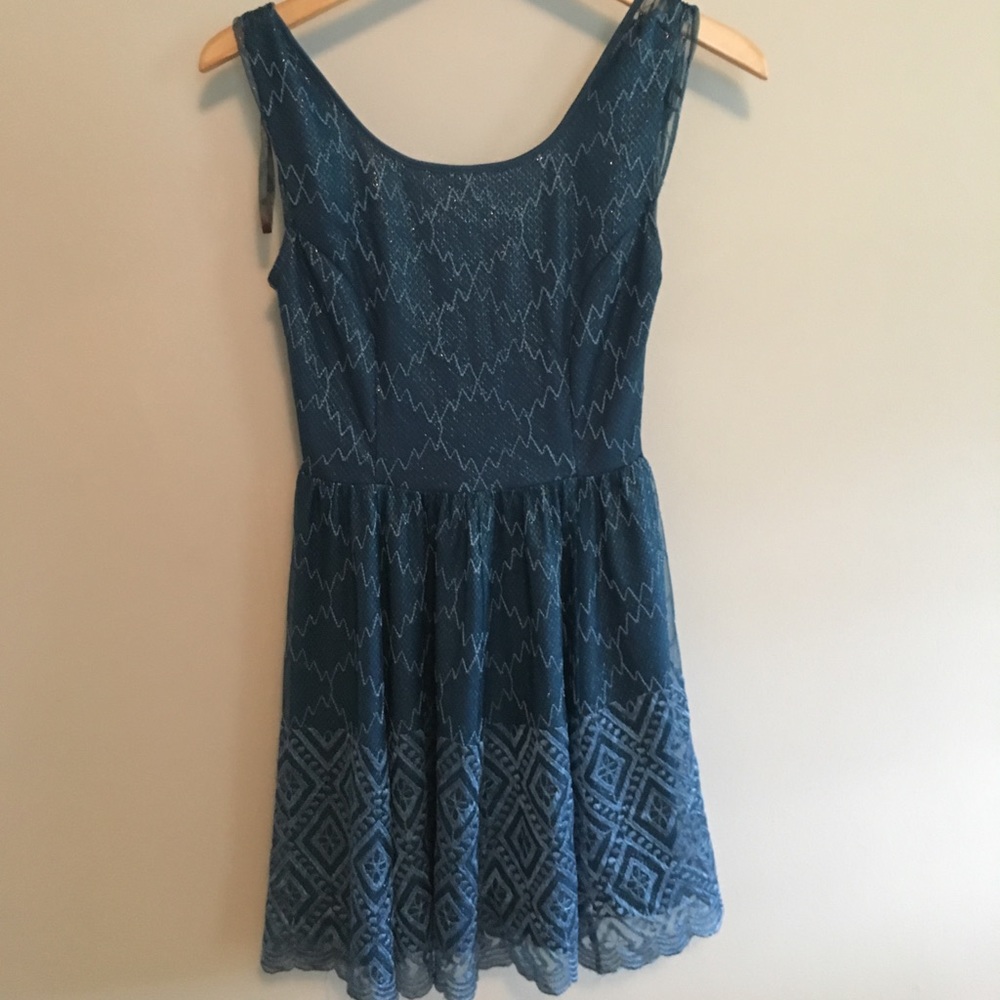 blue dress
